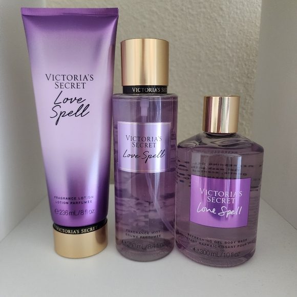 Victoria's Secret Other - VICTORIA'S SECRET LOVE SPELL SET